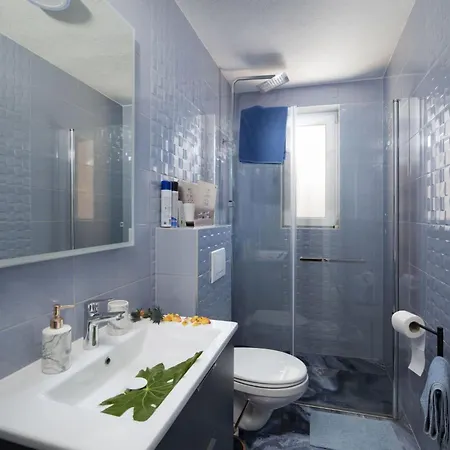 Venus Mit Whirlpool- Sauna In By Interhome