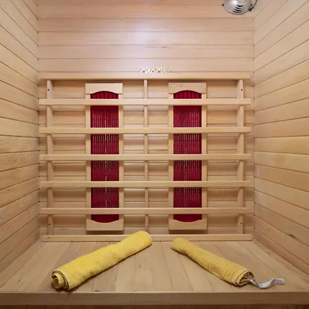 Venus Mit Whirlpool- Sauna In By Interhome
