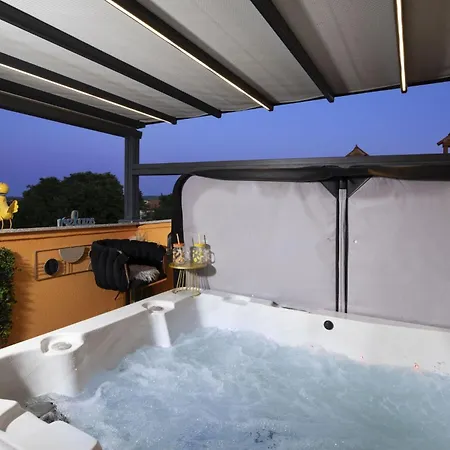 Venus Mit Whirlpool- Sauna In By Interhome באניולה